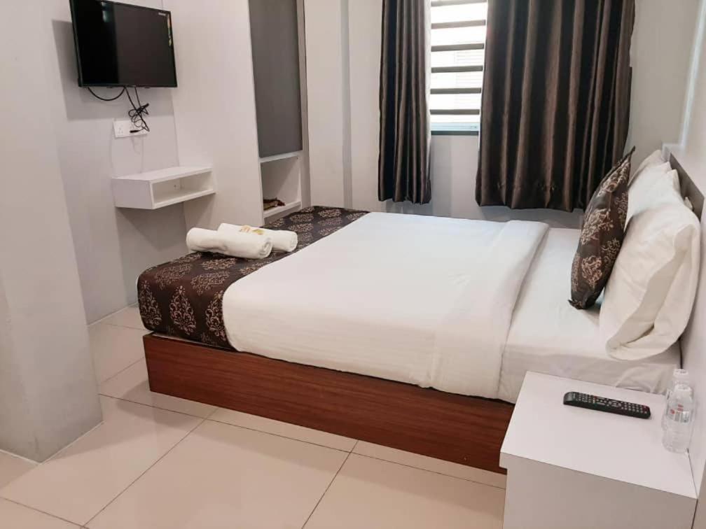 K Vila Hotel スンガイ・プタニ エクステリア 写真
