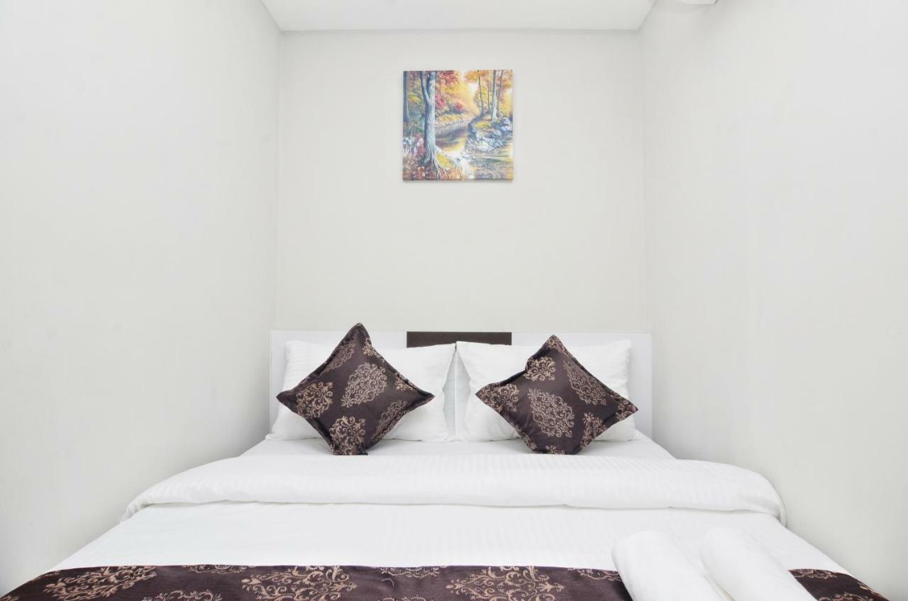 K Vila Hotel スンガイ・プタニ エクステリア 写真