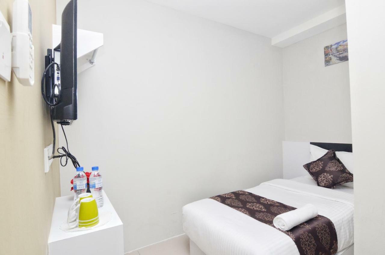 K Vila Hotel スンガイ・プタニ エクステリア 写真